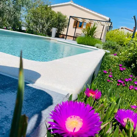 Tatil Evi House Tesser With Pool