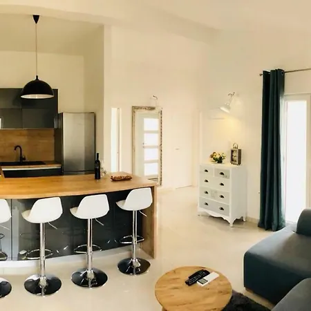 House Tesser With Pool Tatil Evi Galižana