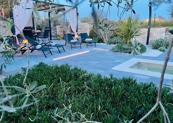 Ferienhaus House Tesser With Pool