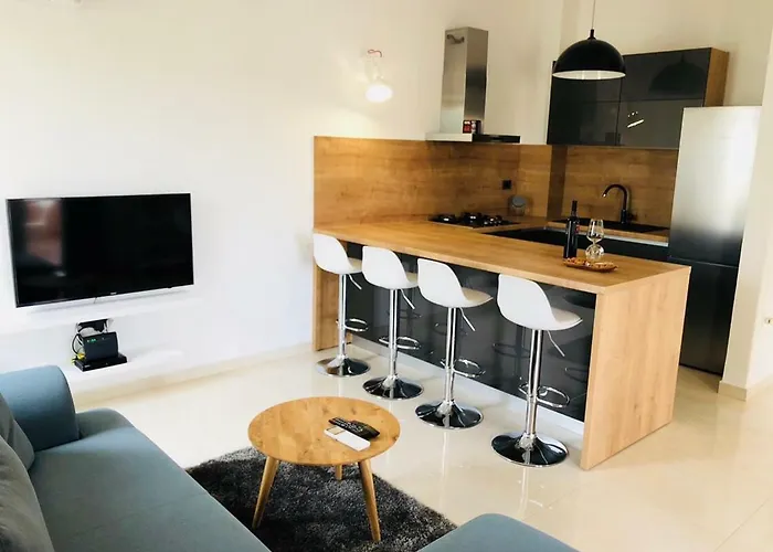 펜션 House Tesser With Pool